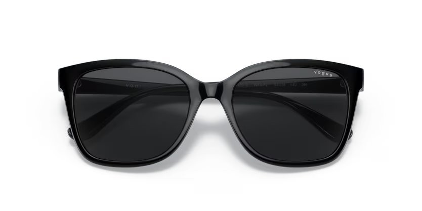 Sunglasses Vogue VO 5426S (W44/87) color black shape square lenses dark grey