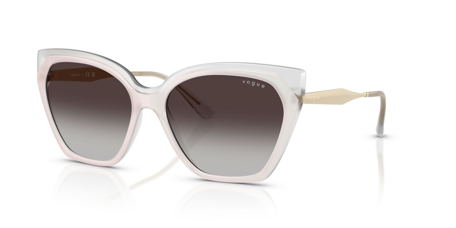 Occhiali da sole Vogue VO 5521S (32208G) colore top bianco/latte opalino forma cat eye lenti sfumato grigio