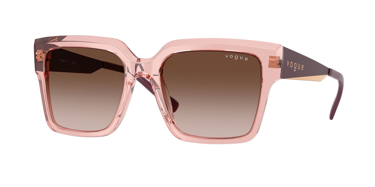 Occhiali da sole Vogue VO 5553S (286413) colore rosa scuro trasparente forma quadrato lenti marrone sfumato