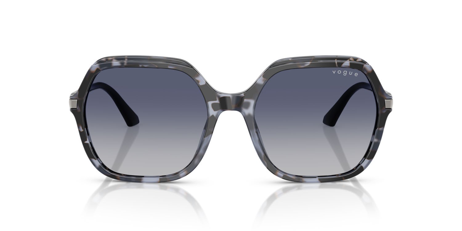 Occhiali da sole Vogue VO 5561S (31474L) colore blu tartarugato forma quadrato lenti blu sfumato grigio