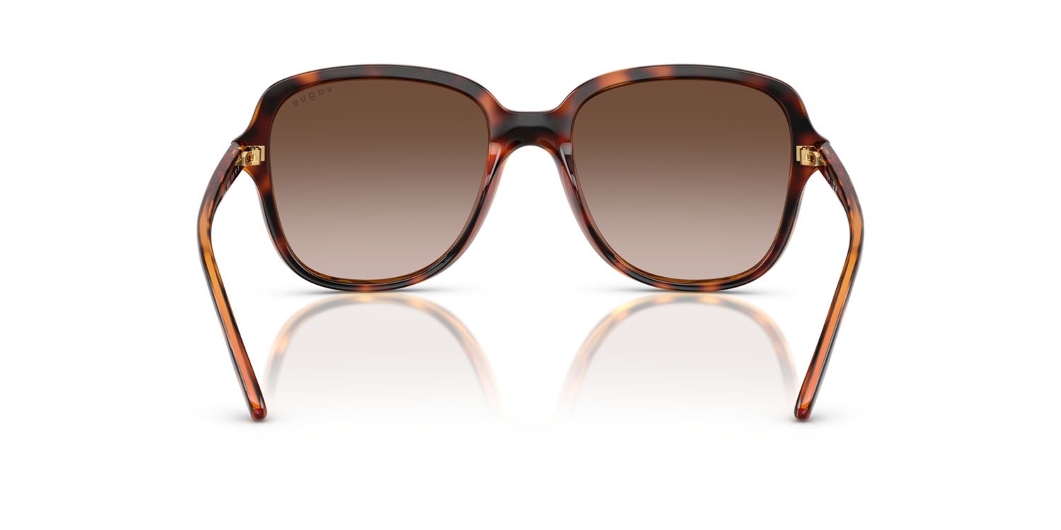 Occhiali da sole Vogue VO 5601S (W65613) colore havana scuro forma quadrato lenti gradient dark brown