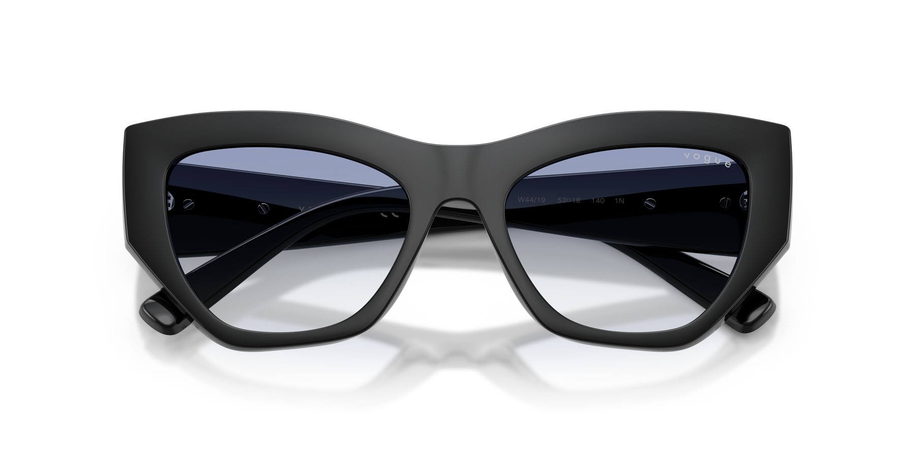 Occhiali da sole Vogue VO 5607S (W44/19) colore nero forma irregolare lenti trasparente sfumato azzurro