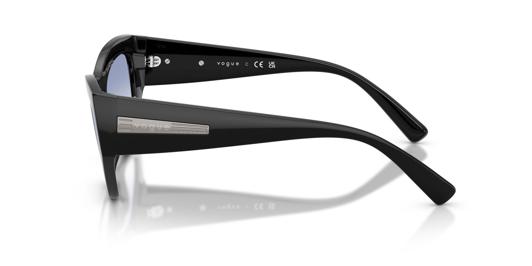 Occhiali da sole Vogue VO 5607S (W44/19) colore nero forma irregolare lenti trasparente sfumato azzurro