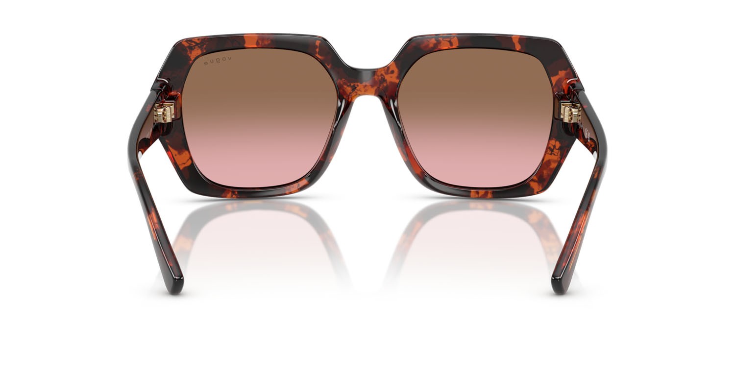Sunglasses Vogue VO 5612SB (318014) color havana rosso shape irregular lenses rosa sfumato marrone