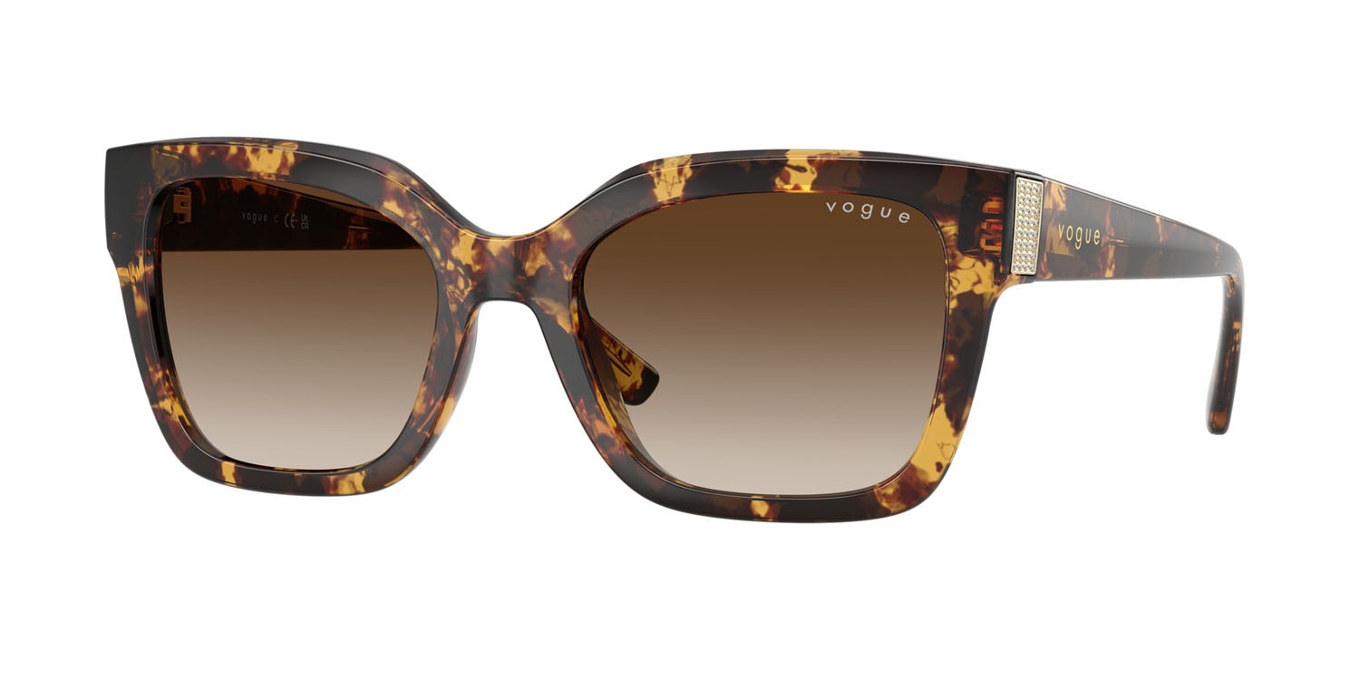 Sunglasses Vogue VO 5613SB (317913) color havana miele shape square lenses marrone sfumato