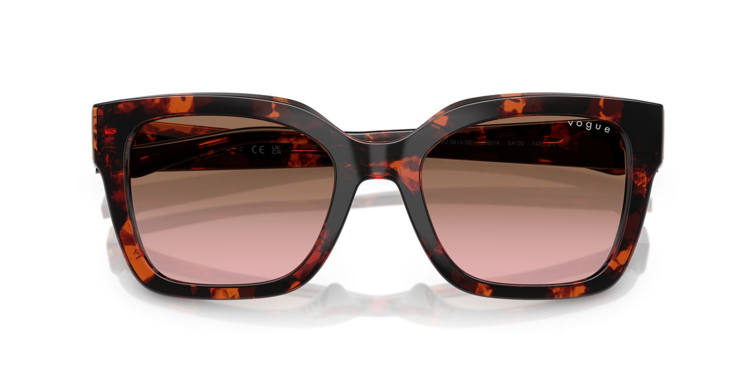 Occhiali da sole Vogue VO 5613SB (318014) colore havana rosso forma quadrato lenti rosa sfumato marrone
