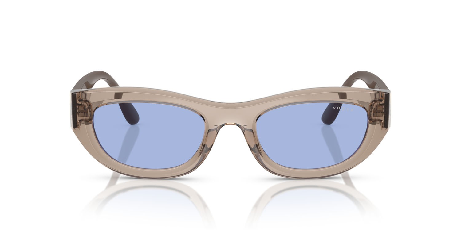 Occhiali da sole Vogue VO 5616S (318172) colore marrone chiaro trasparente forma cat eye lenti blu