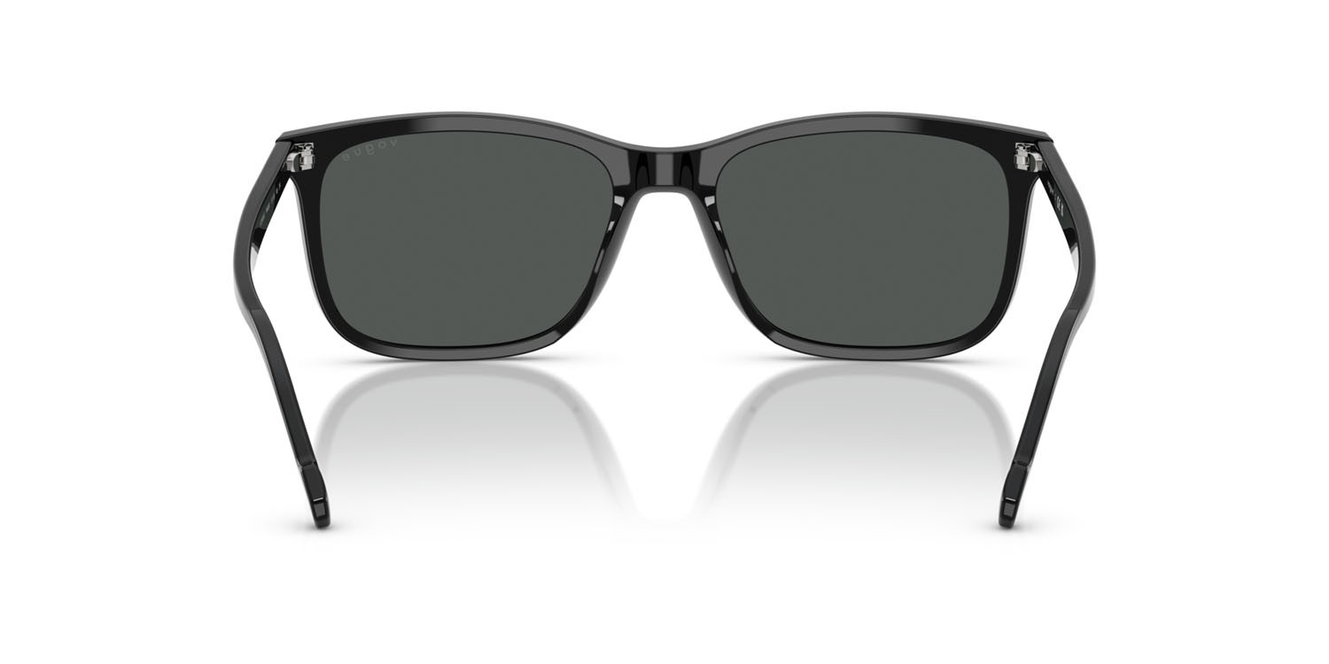Occhiali da sole Vogue VO 5618S (W44/87) colore nero forma quadrato lenti grigio scuro