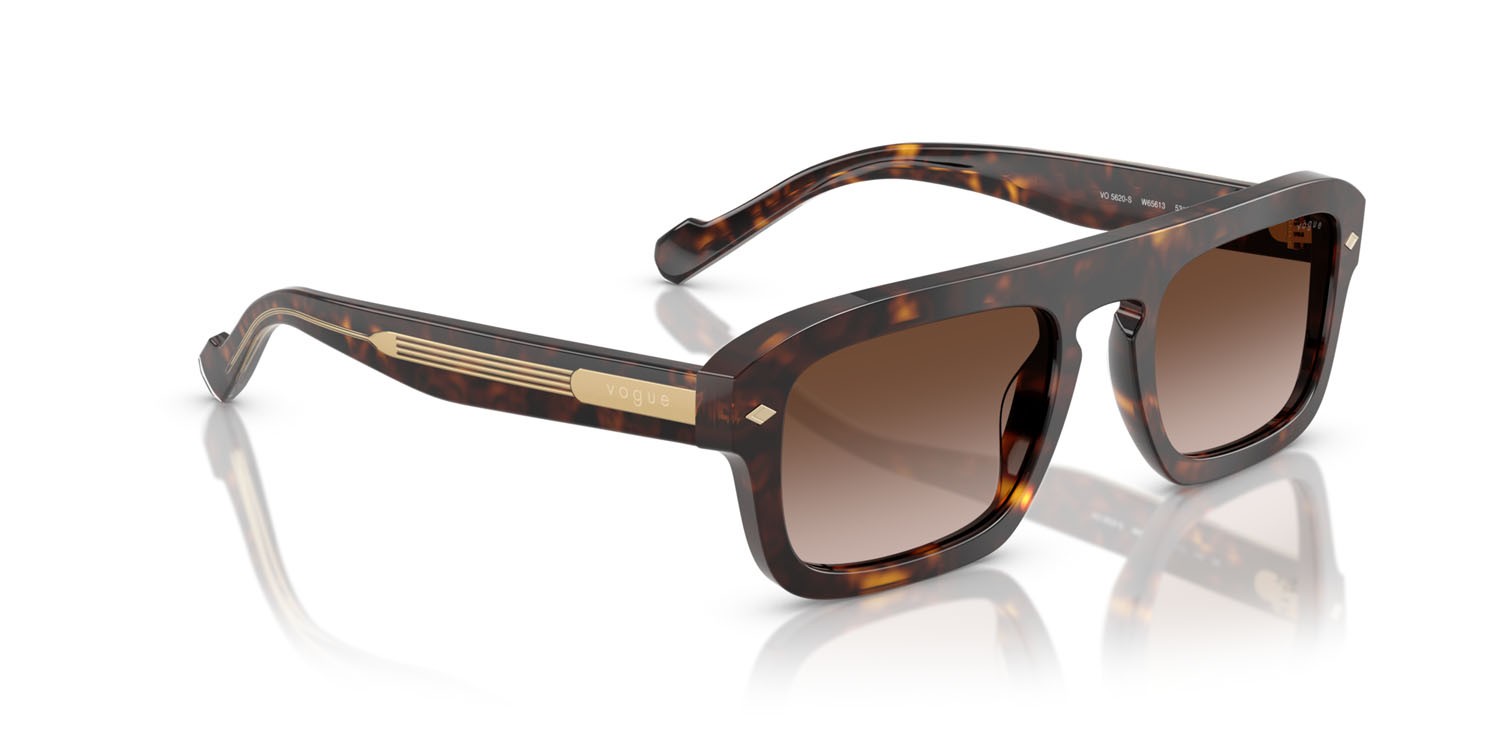 Occhiali da sole Vogue VO 5620S (W65613) colore havana scuro forma irregolare lenti marrone sfumato