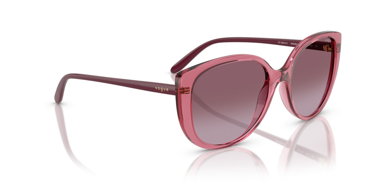 Occhiali da sole Vogue VO 5623S (30658H) colore viola trasparente forma farfalla lenti violetto sfumato
