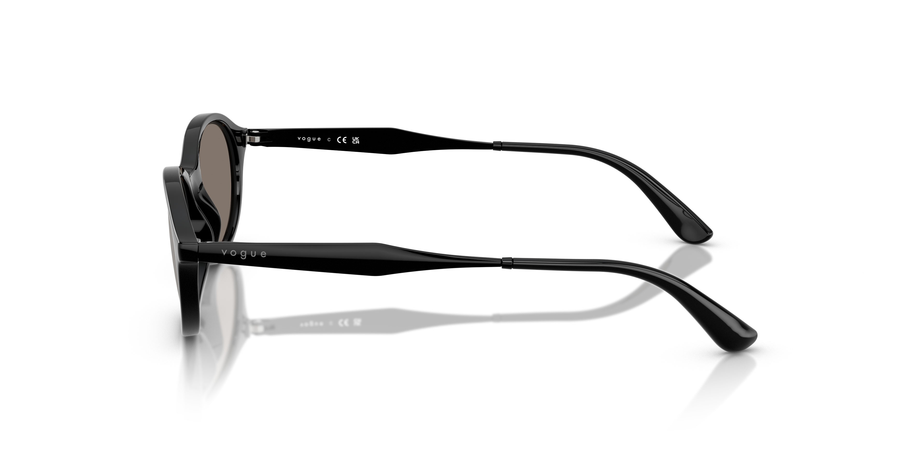 Occhiali da sole Vogue VO 5625S (W44/6G) colore nero forma ovale lenti grigio chiaro specchiato argento