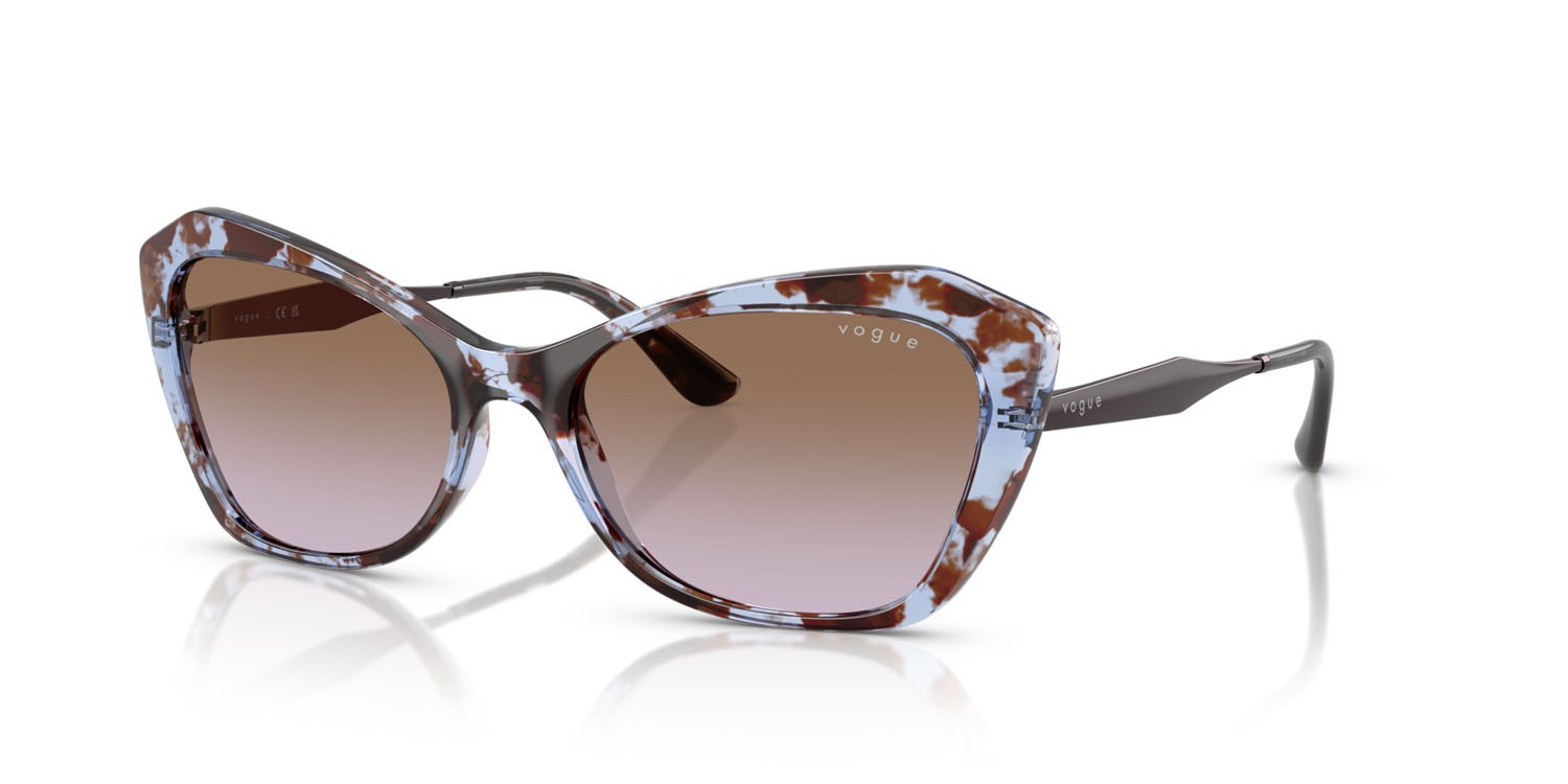 Occhiali da sole Vogue VO 5626S (320168) colore blu havana forma irregolare lenti violetto sfumato marrone