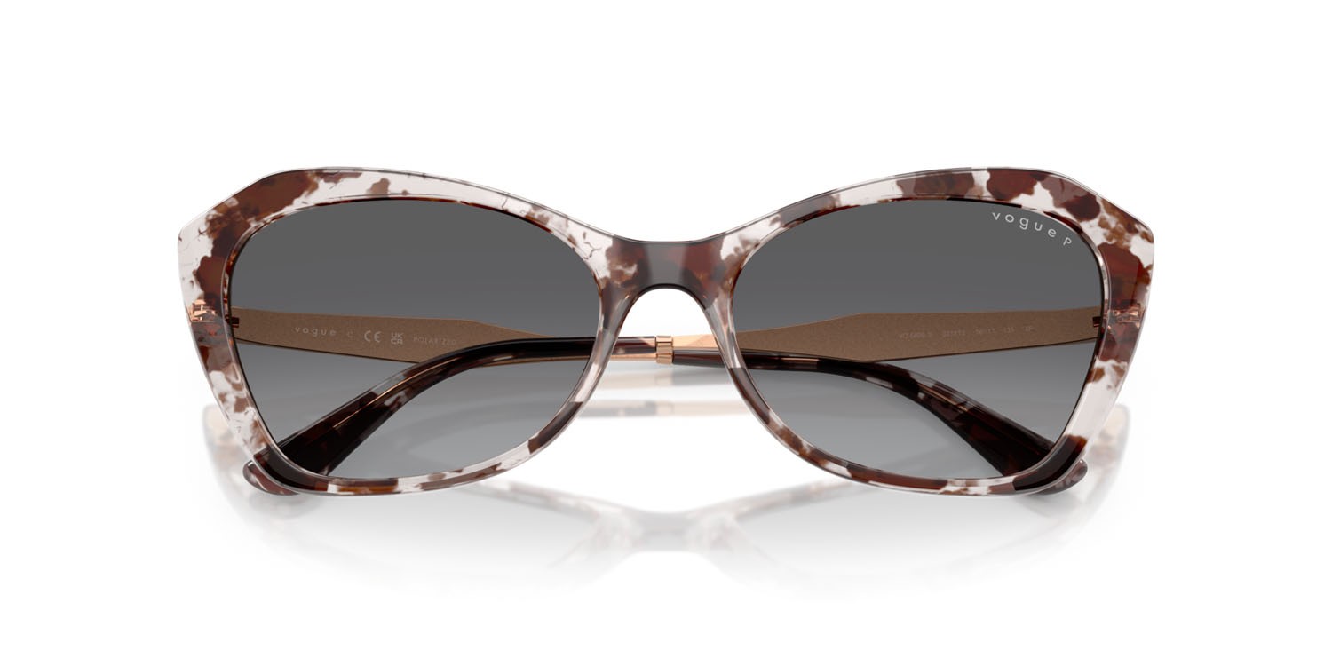 Sunglasses Vogue VO 5626S (3218T3) color havana grigio shape irregular lenses polarizzata grigio sfumato
