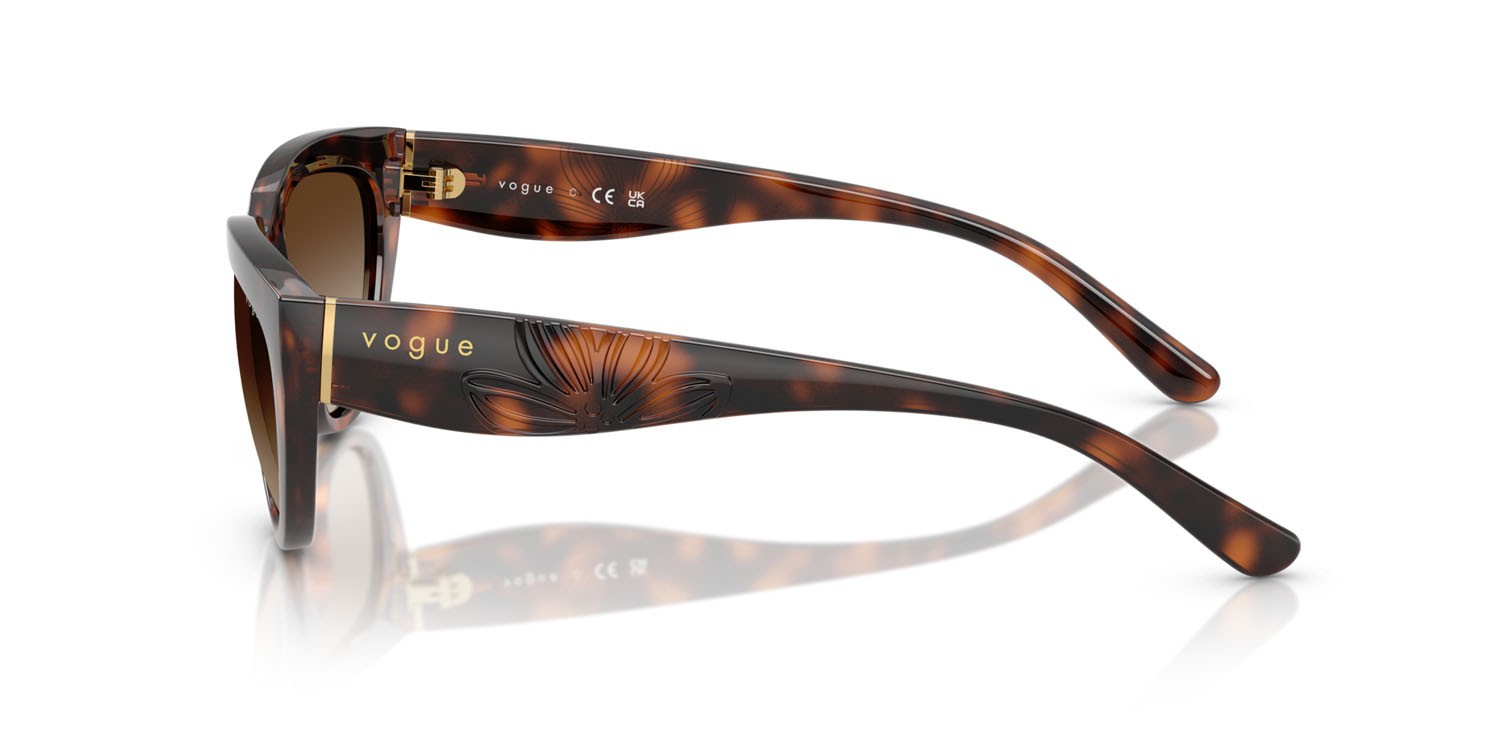 Occhiali da sole Vogue VO 5629S (271813) colore havana scuro totale forma irregolare lenti gradient dark brown