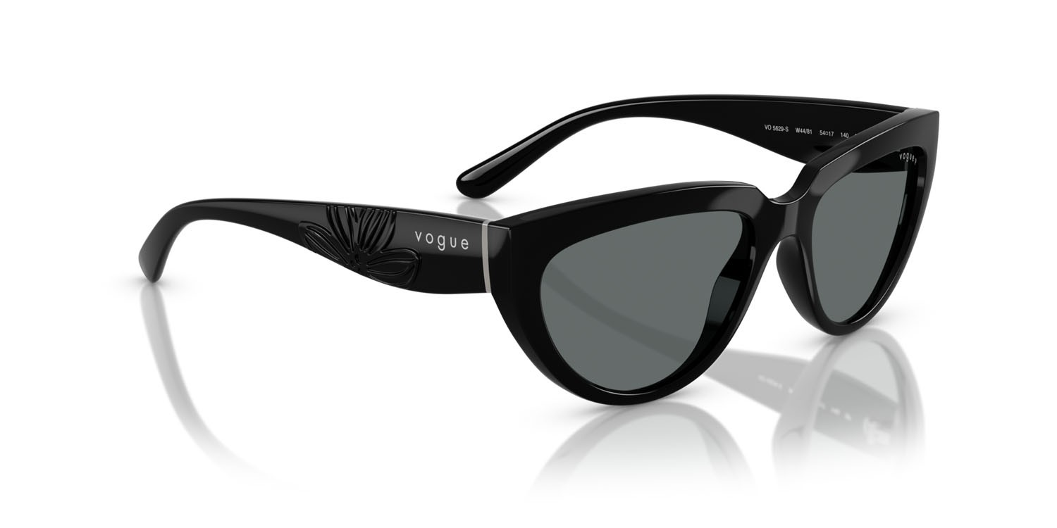Sunglasses Vogue VO 5629S (W44/81) color nero shape irregular lenses polar grigio scuro