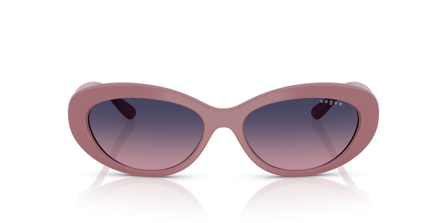 Occhiali da sole Vogue VO 5630S (3195I6) colore rosa antico scuro forma ovale lenti rosa sfumato blu