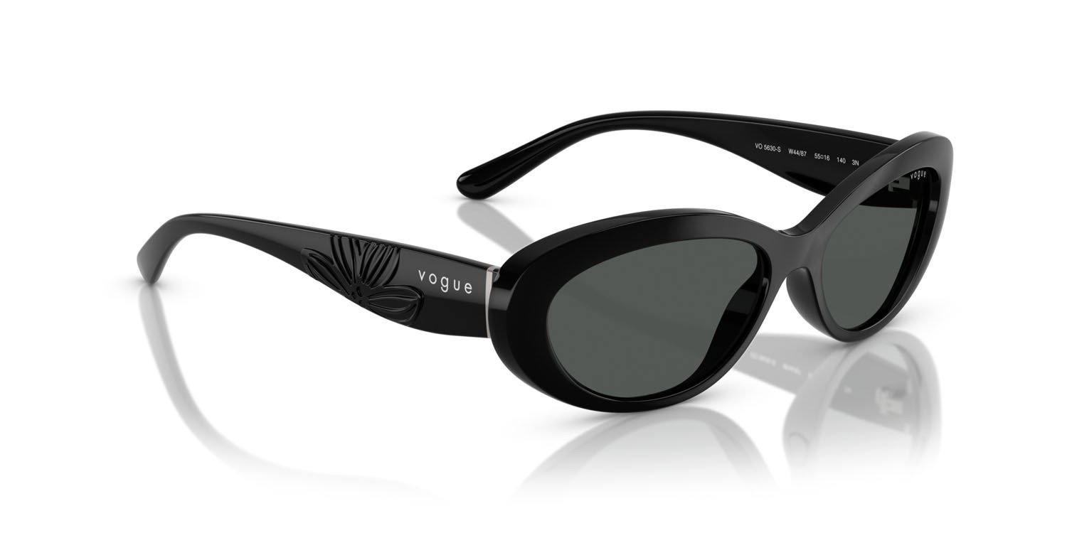 Sunglasses Vogue VO 5630S (W44/87) color nero shape oval lenses grigio scuro