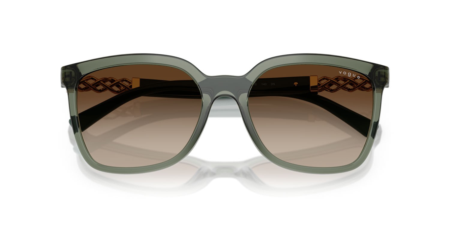 Occhiali da sole Vogue VO 5633SB (308613) colore verde germano reale trasparente forma quadrato lenti marrone sfumato