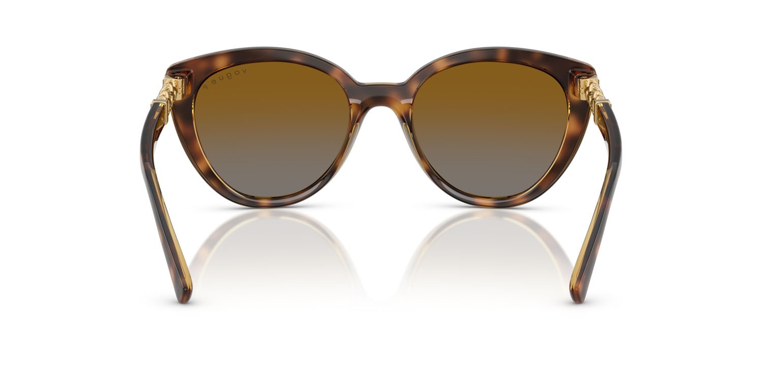 Occhiali da sole Vogue VO 5634SB (1508T5) colore havana scuro striato forma cat eye lenti polarizzata grigio sfumato marrone