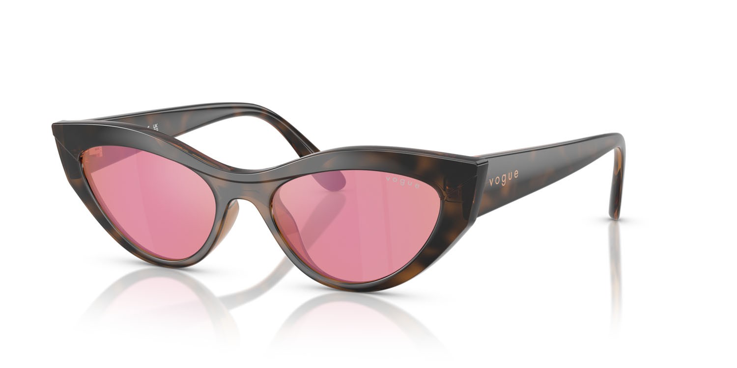 Sunglasses Vogue VO 5637SU (2386F6) color top havana/marrone chiaro shape cat eye lenses rosa scuro specchiato rosso