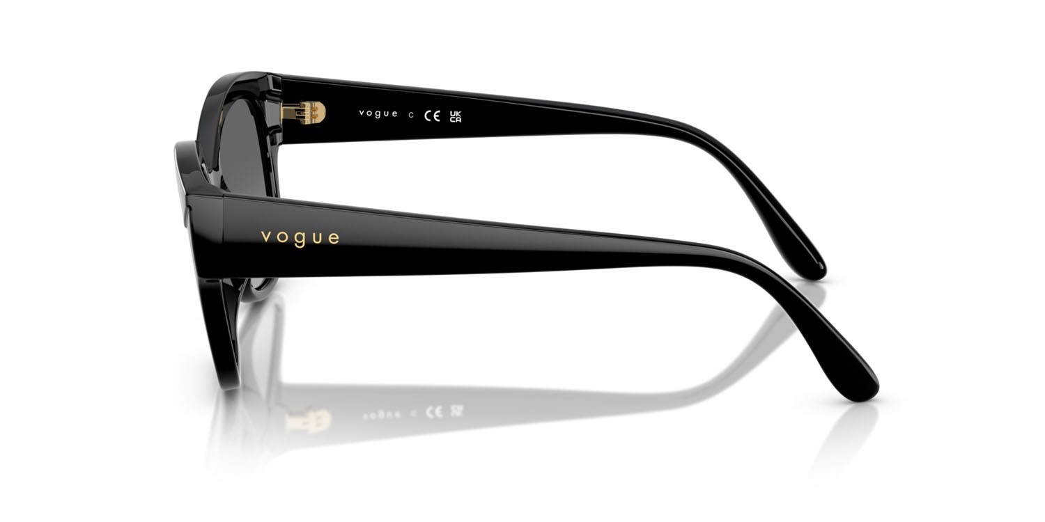 Occhiali da sole Vogue VO 5638SU (W44/11) colore nero forma farfalla lenti grigio sfumato