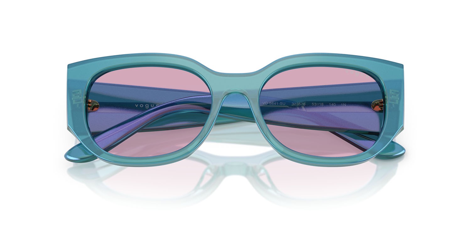 Sunglasses Vogue VO 5641SU (323576) color verde perlato trasparente shape irregular lenses viola