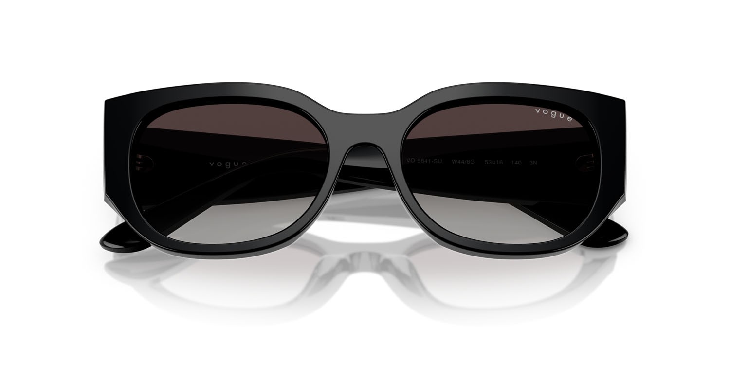 Sunglasses Vogue VO 5641SU (W44/8G) color nero shape irregular lenses sfumato grigio