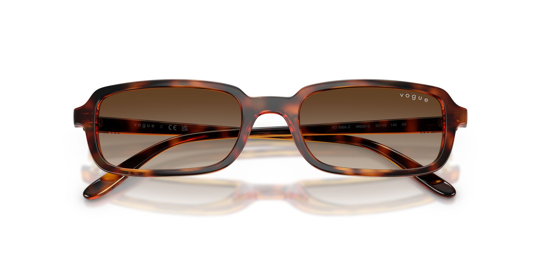 Occhiali da sole Vogue VO 5666S (W65613) colore havana scuro forma quadrato lenti marrone sfumato