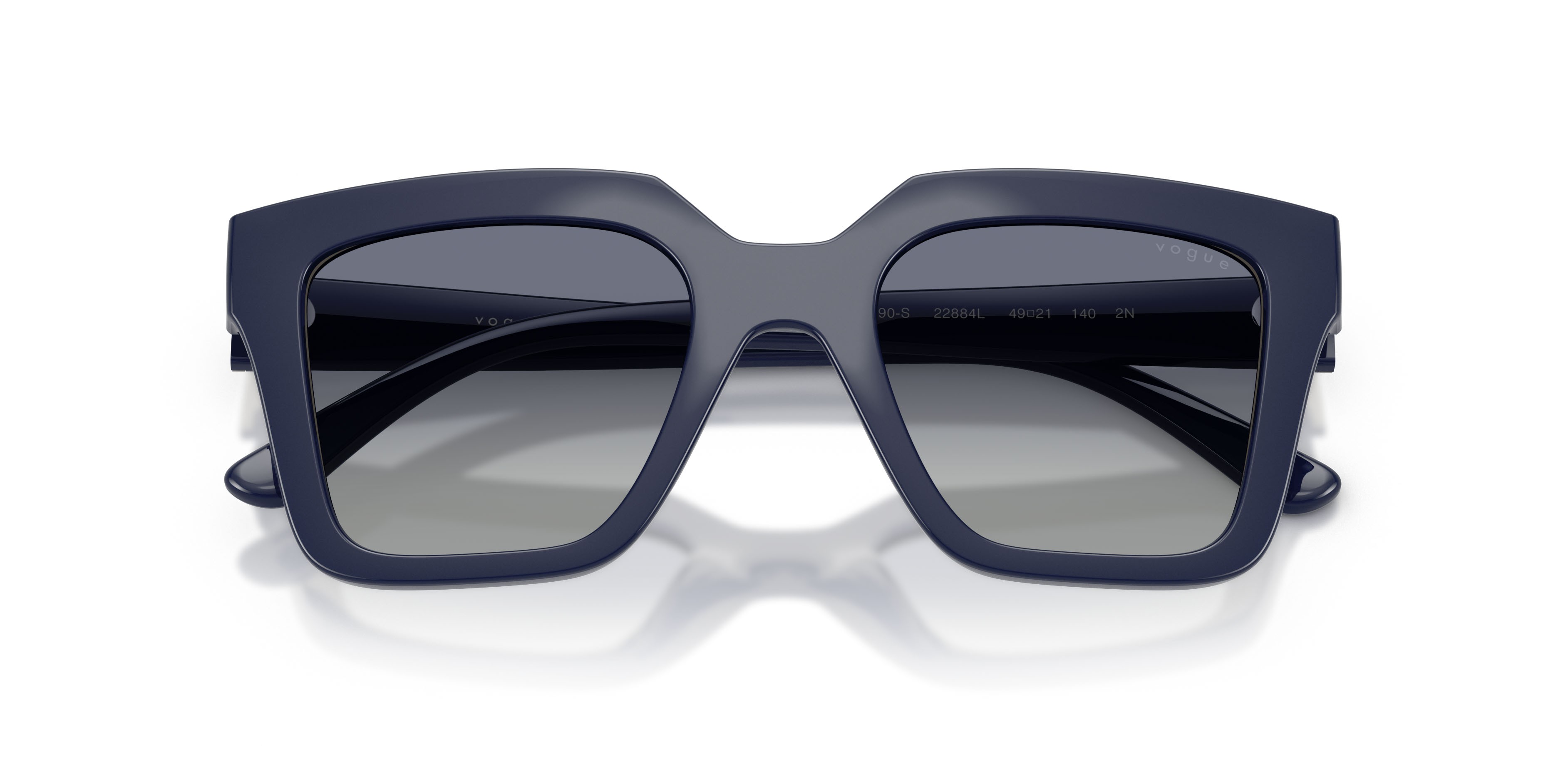 Sunglasses Vogue VO 5690S (22884L) color blu scuro full shape square lenses blu sfumato grigio