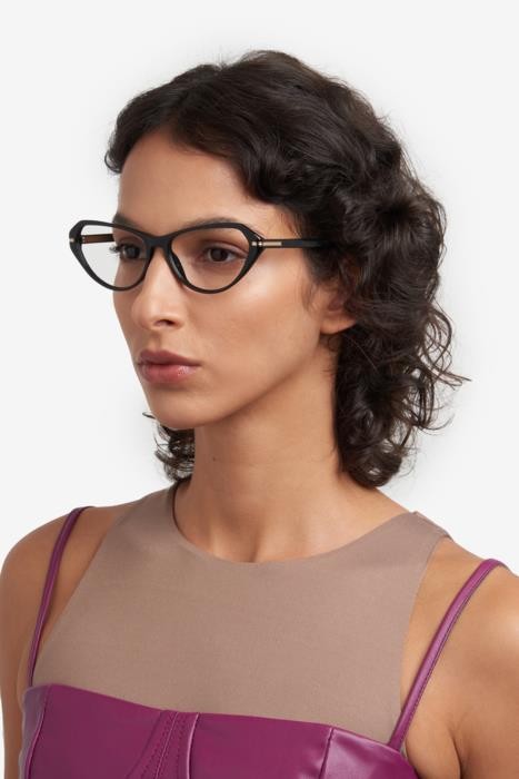 Occhiali da vista Hugo Boss 1657 108273 (807) colore black forma cat eye 
