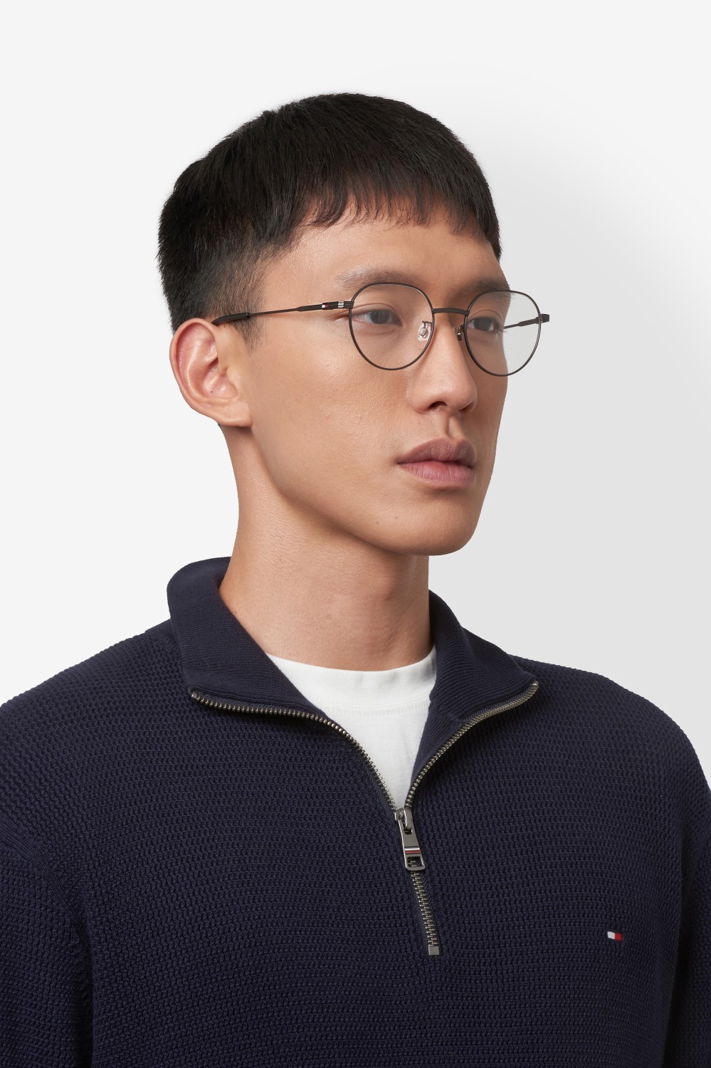 Occhiali da vista Tommy Hilfiger Th 2301/F 109973 SVK colore matte ruthenium black forma rotondo 