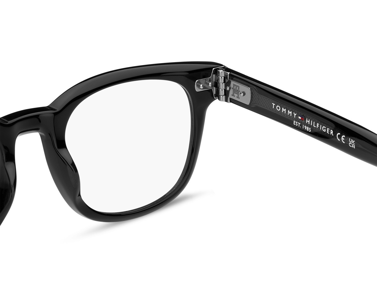 Eyeglasses Tommy Hilfiger Th 86 111697 807 color black shape round 