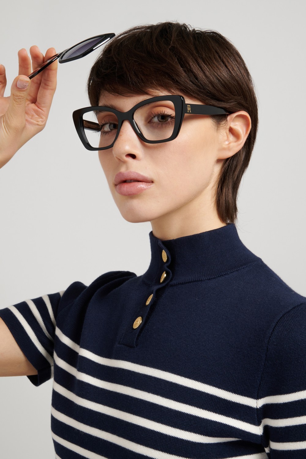 Eyeglasses Tommy Hilfiger Th 2347/C 111699 807 color black shape cat eye lenses grey shaded polarized