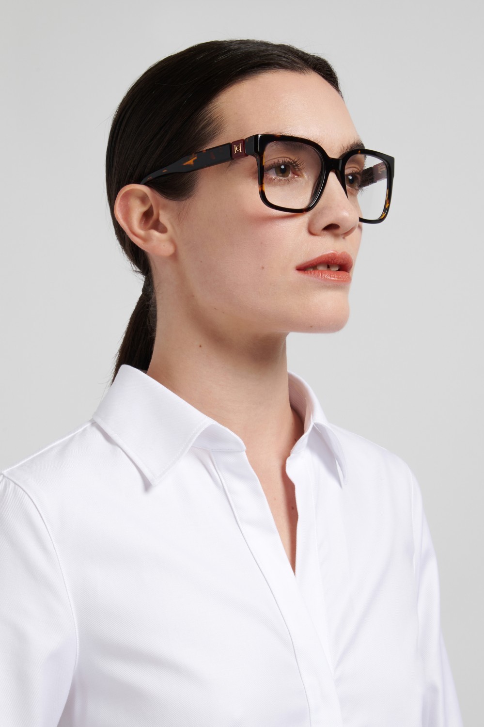 Occhiali da vista Carolina Herrera Her 0371 111739 086 colore havana forma quadrato 