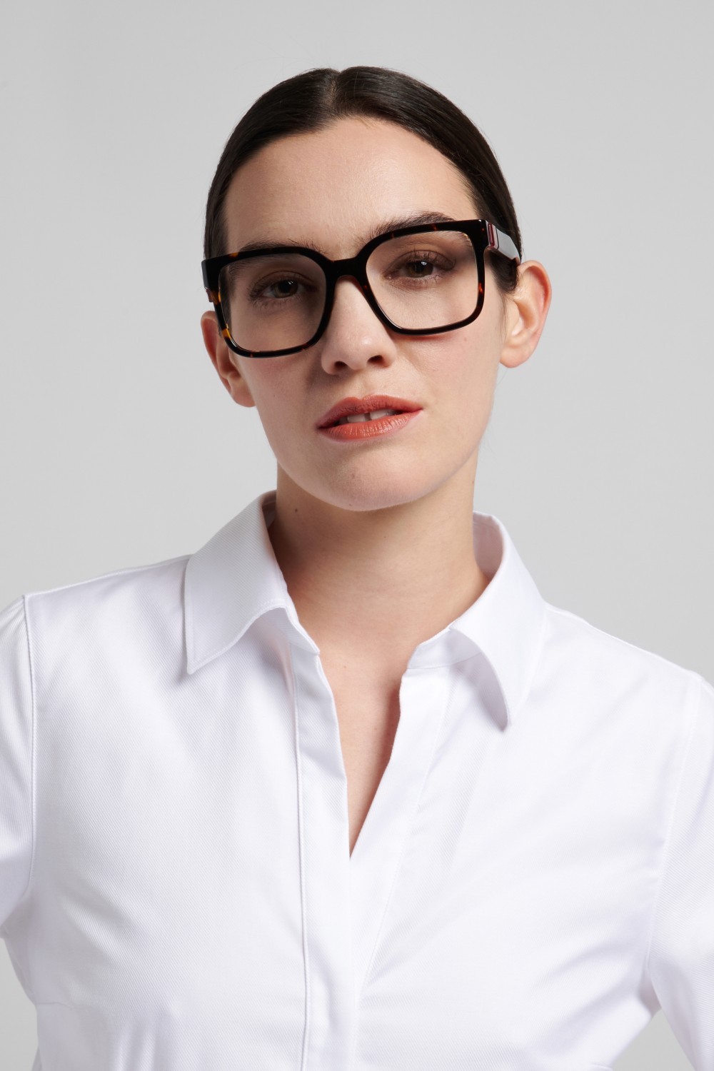 Occhiali da vista Carolina Herrera Her 0371 111739 086 colore havana forma quadrato 