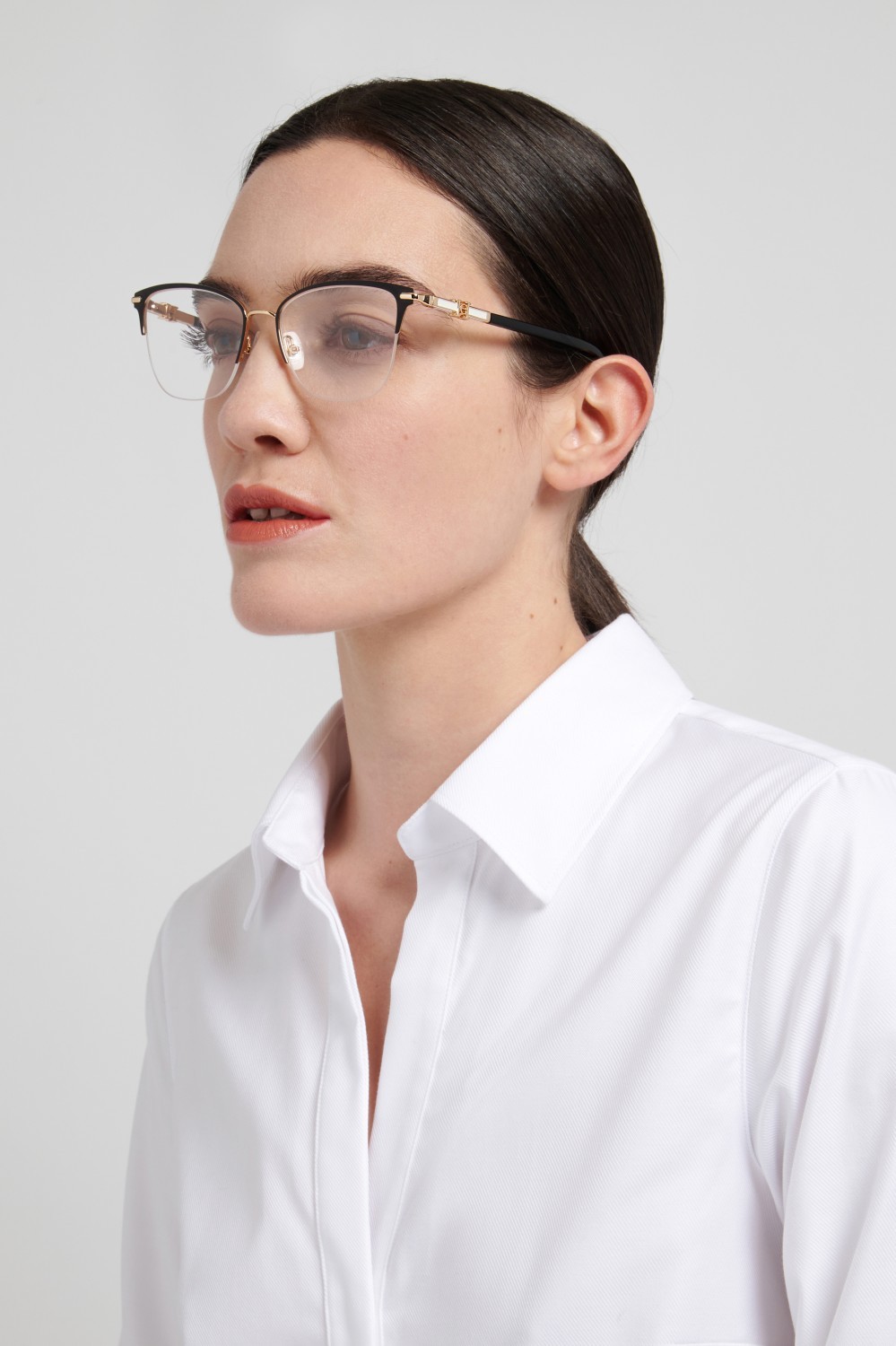 Eyeglasses Carolina Herrera Her 0384 111818 RHL color gold black 2 shape cat eye 
