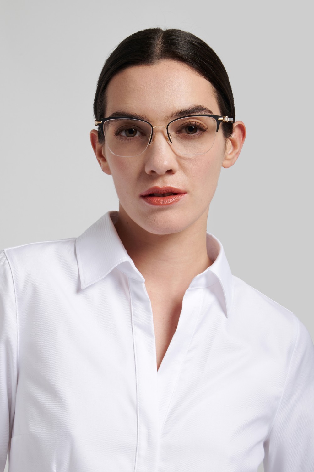 Eyeglasses Carolina Herrera Her 0384 111818 RHL color gold black 2 shape cat eye 