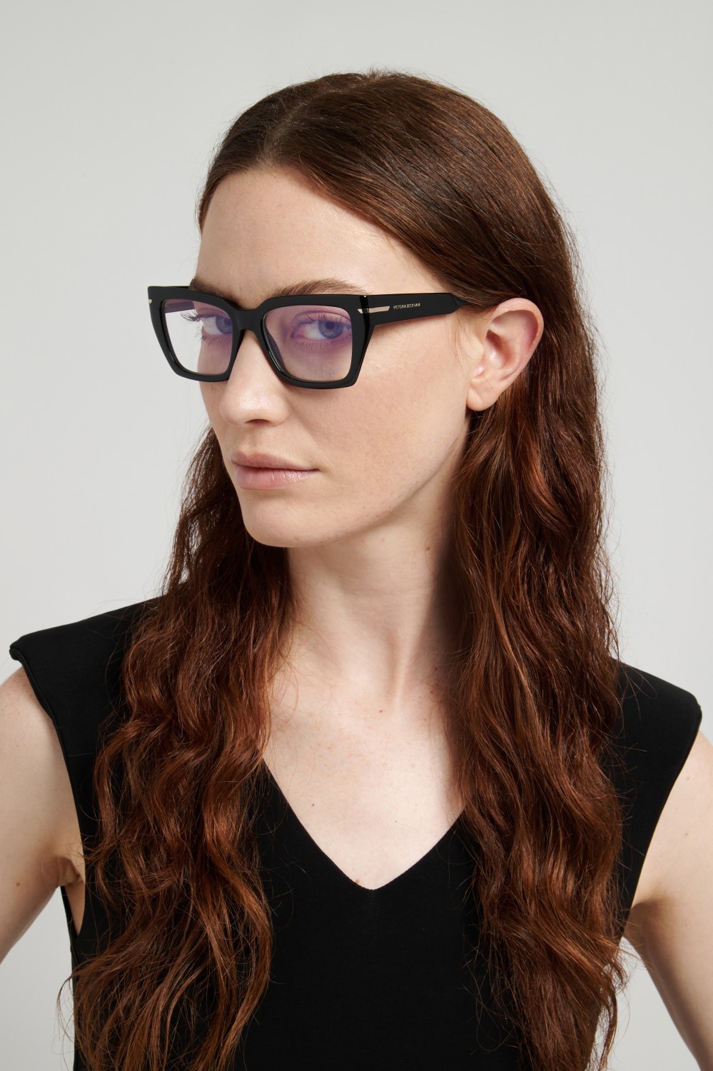 Eyeglasses Victoria Beckham Vb 7014 111864 807 color black shape butterfly lenses violet mirror