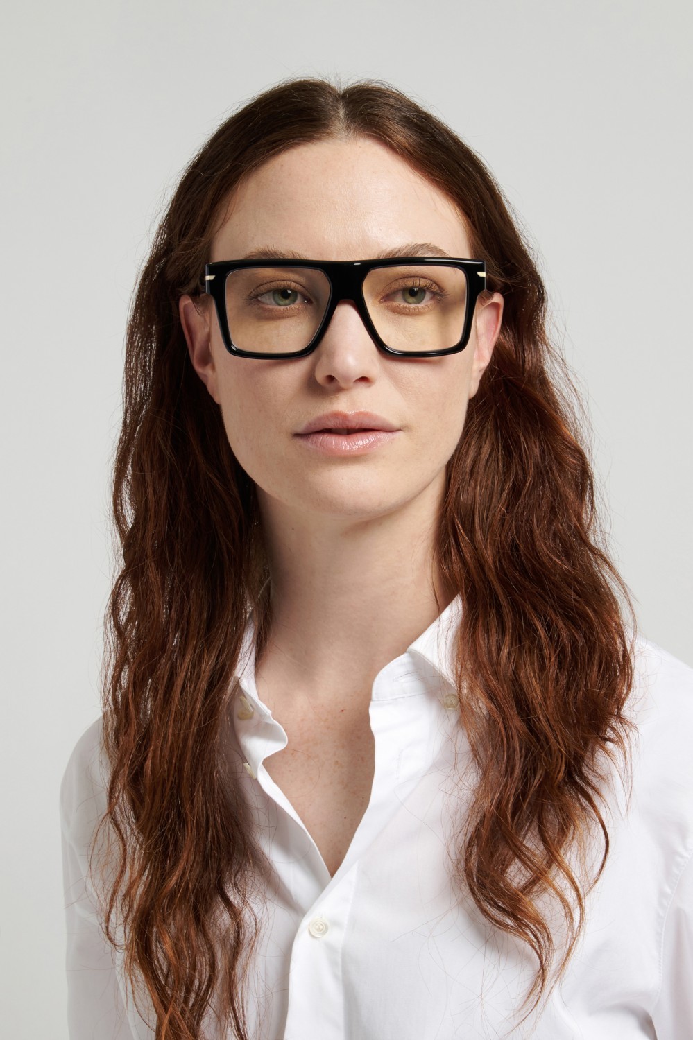Eyeglasses Victoria Beckham Vb 7010 111865 807 color black shape rectangle lenses violet mirror