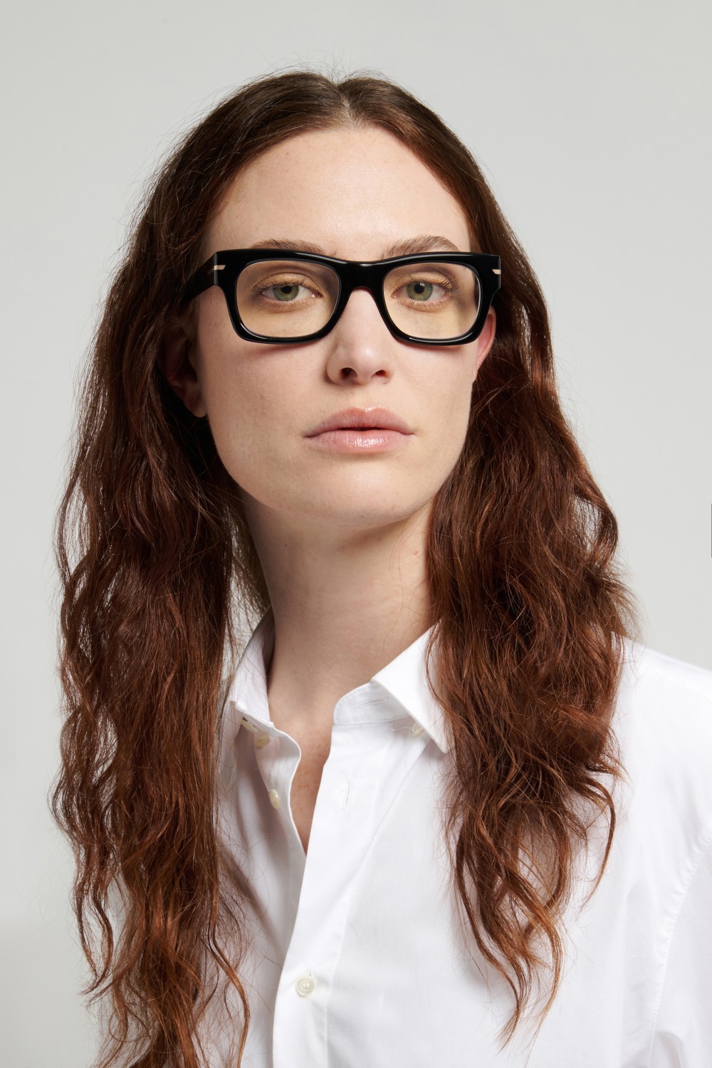 Eyeglasses Victoria Beckham Vb 7012 111868 807 color black shape rectangle lenses violet mirror
