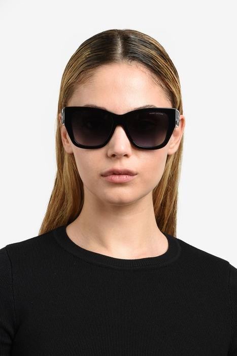 Occhiali da sole Marc Jacobs 695/S 206441 (08A 9O) colore black grey forma quadrato lenti dark grey shaded