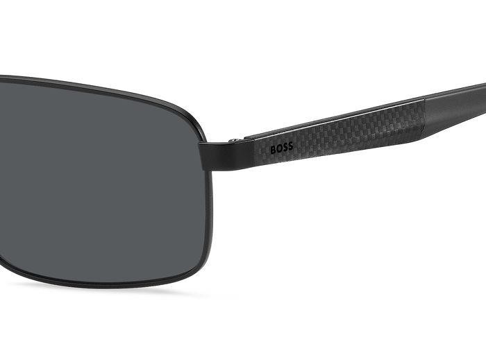 Occhiali da sole Hugo Boss 1580/S 206451 (O6W 2K) colore matte black grey forma navigator lenti grey antireflex