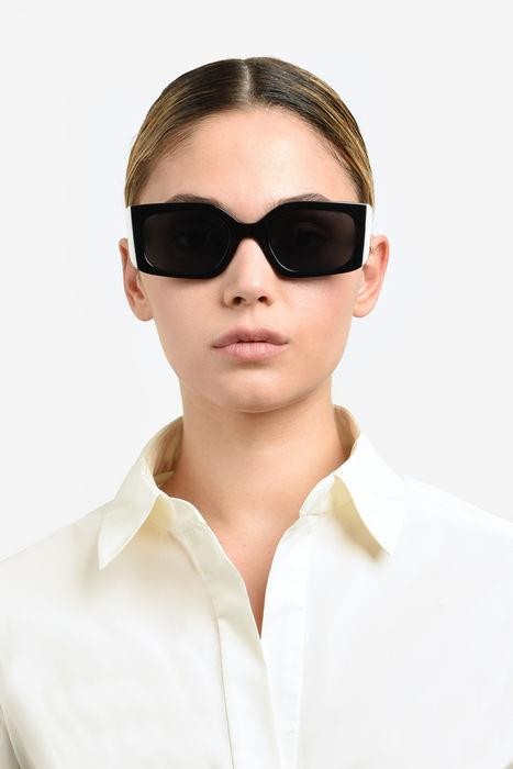 Occhiali da sole Carolina Herrera Her 0182/S 206514 (80S IR) colore black white forma rettangolare lenti grey