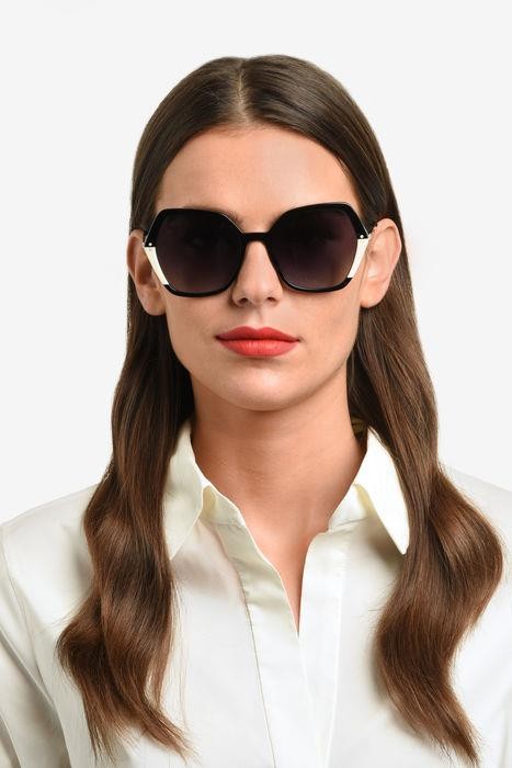 Occhiali da sole Carolina Herrera Her 0185/S 206554 (80S 9O) colore black white forma geometrico lenti dark grey shaded