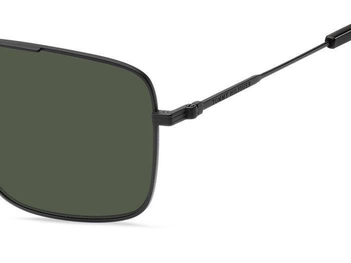 Sunglasses Tommy Hilfiger Th 2110/S 206773 (003 QT) color matte black shape navigator lenses green