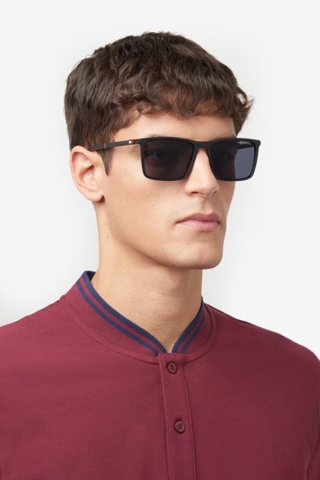 Sunglasses Tommy Hilfiger Th 2077/S 206818 (003 IR) color matte black shape rectangle lenses grey