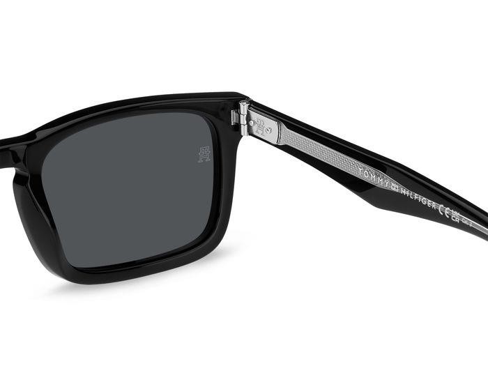 Sonnenbrillen Tommy Hilfiger Th 2068/S 206820 (807 IR) farbe black form rechteckig gläser grey