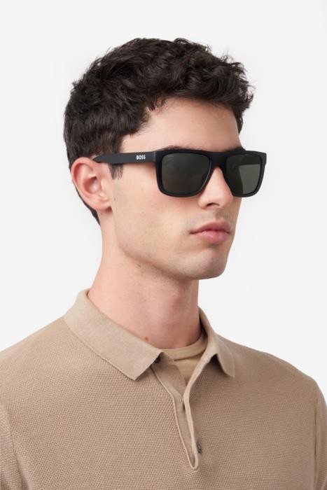 Occhiali da sole Hugo Boss 1647/S 206834 (003 T4) colore matte black forma quadrato lenti silver mirror