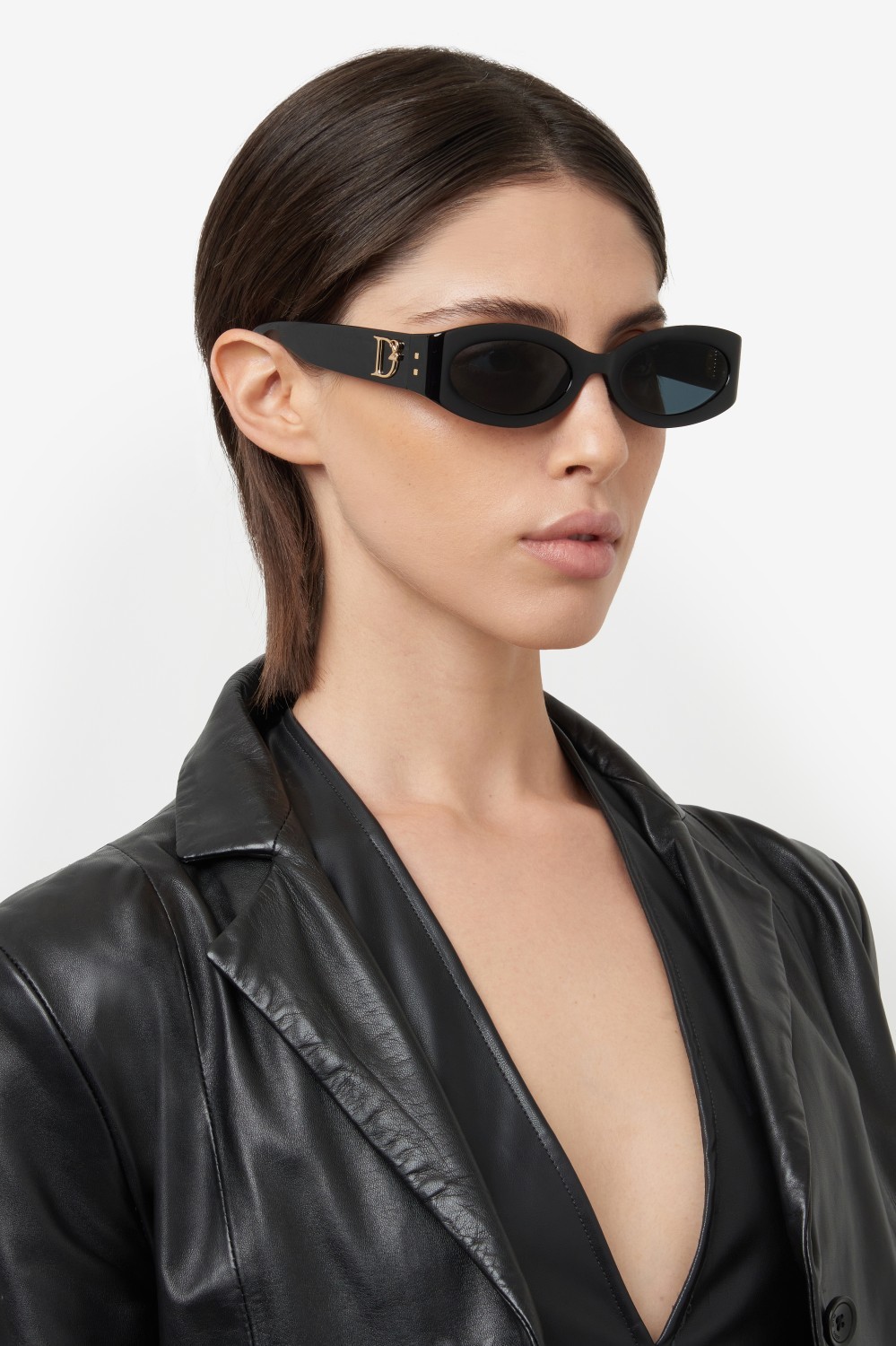 Occhiali da sole Dsquared2 D2 0150/G 207431 807 IR colore black forma ovale lenti grey