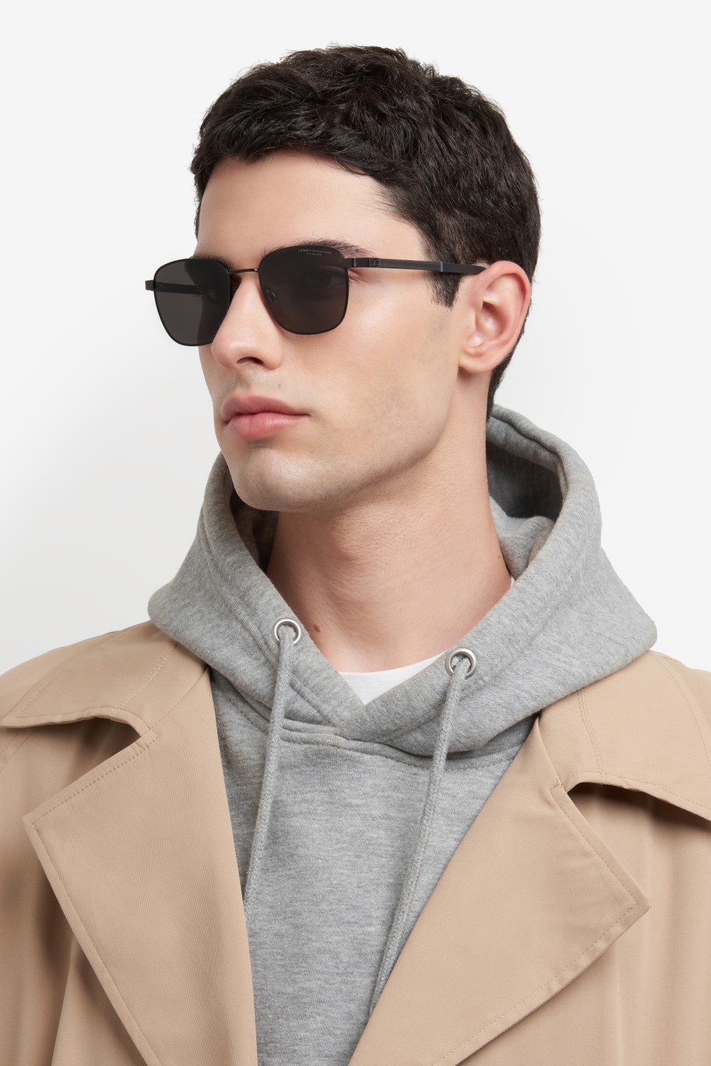 Sunglasses Tommy Hilfiger Th 2138/S 207448 003 M9 color matte black shape rectangle lenses grey polarized